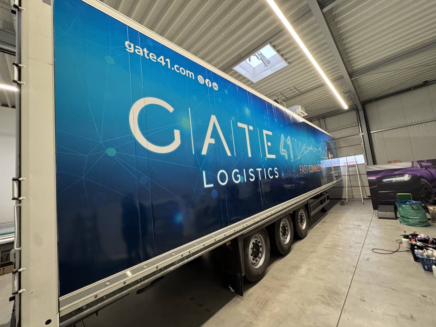 Bedruckter LKW-Auflieger von Gate41
